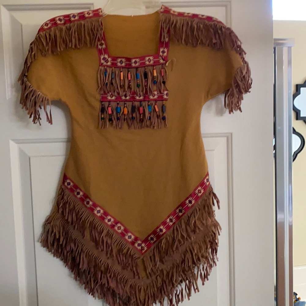 Girls dress.